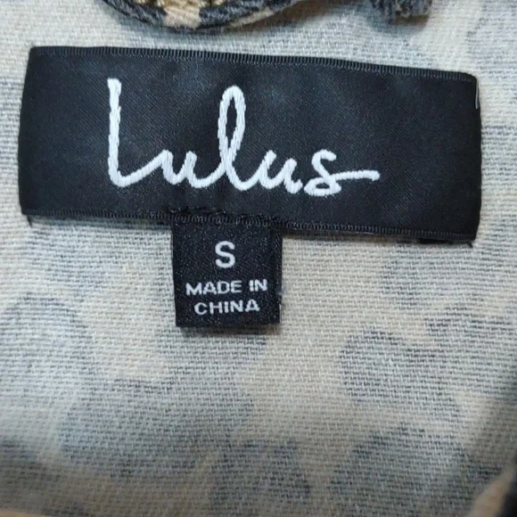 Lulus Fashionably Fierce Beige Leopard Print Denim Jean Jacket Size Small - Picture 8 of 10